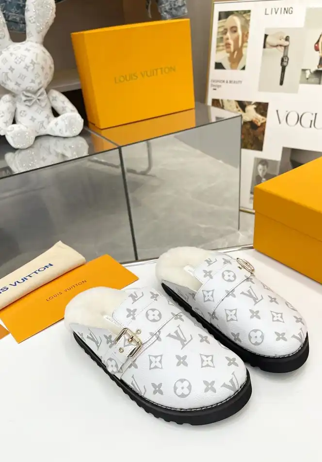 hype LV Slippers