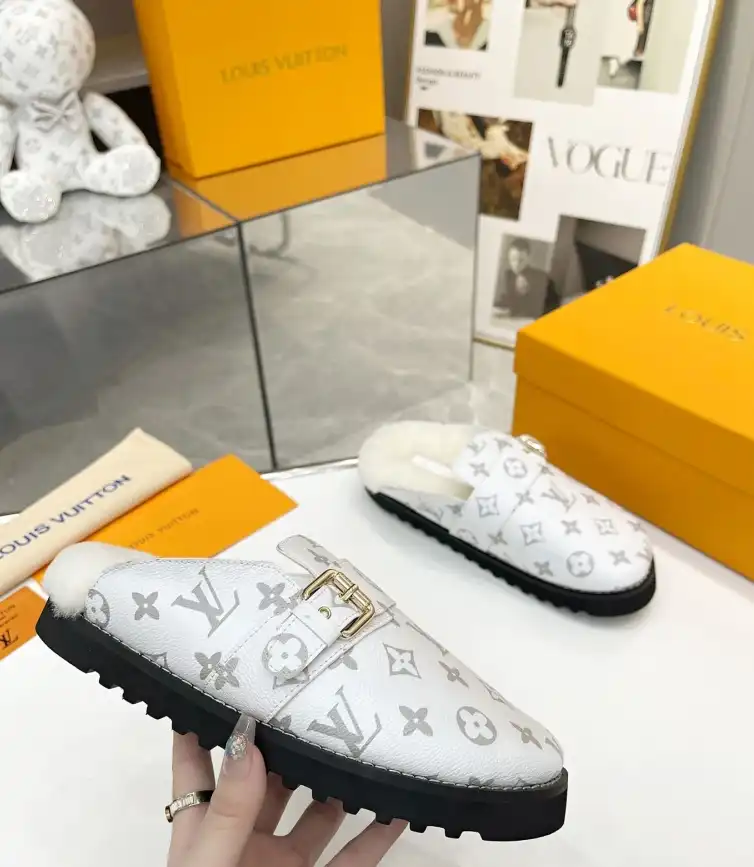 hype LV Slippers