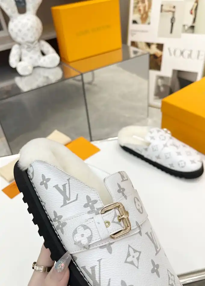 hype LV Slippers