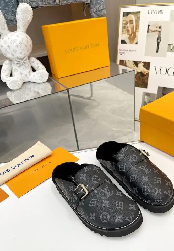 hype LV Slippers