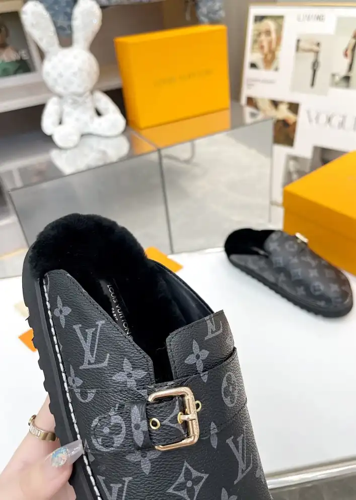 hype LV Slippers