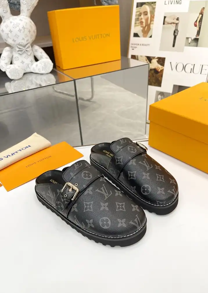 hype LV Slippers