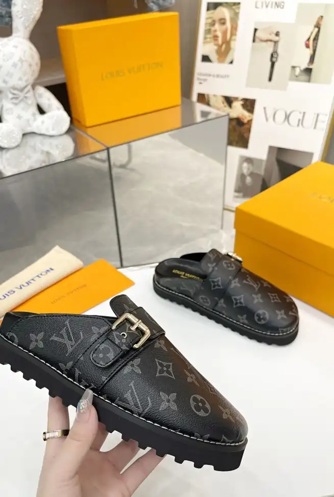 hype LV Slippers