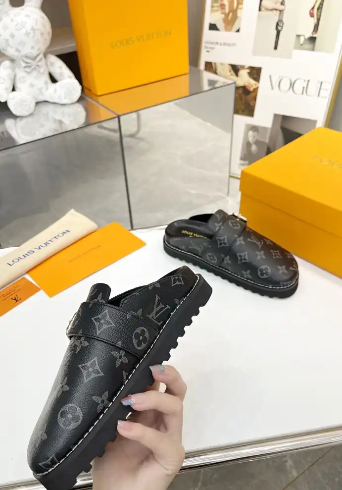 hype LV Slippers