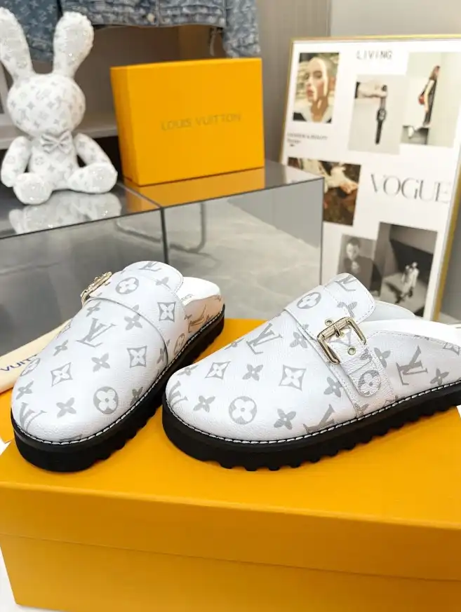 hype LV Slippers