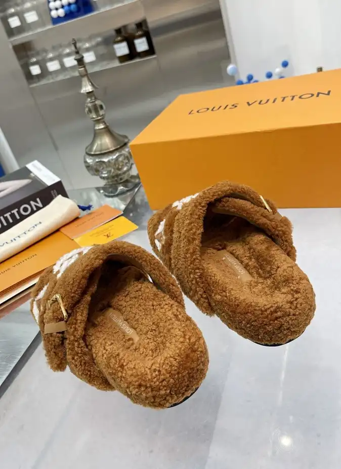 hype LV Slippers