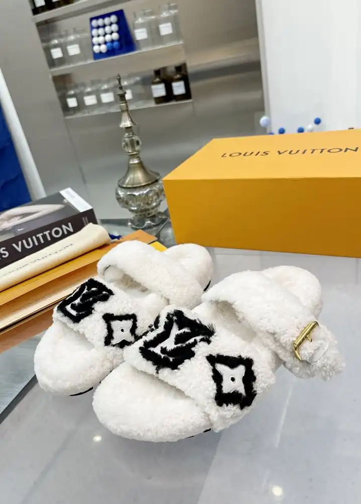 hype LV Slippers