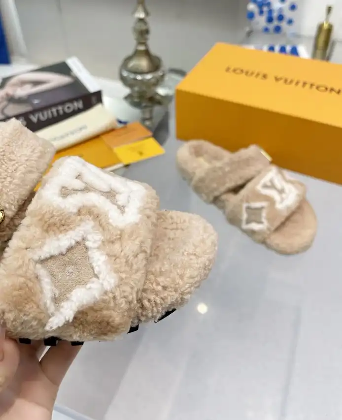 hype LV Slippers