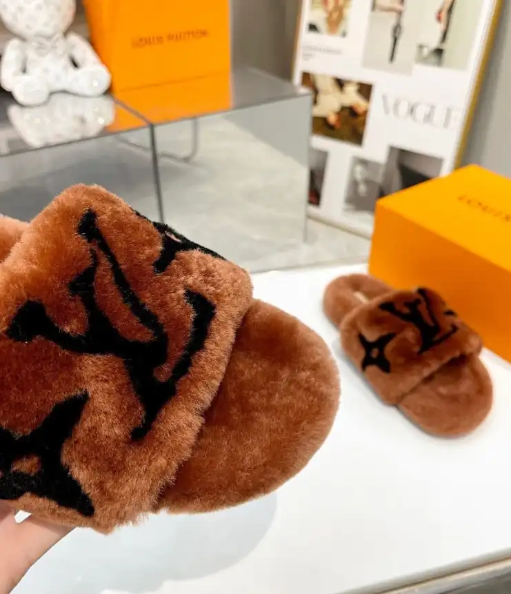 hype LV Slippers