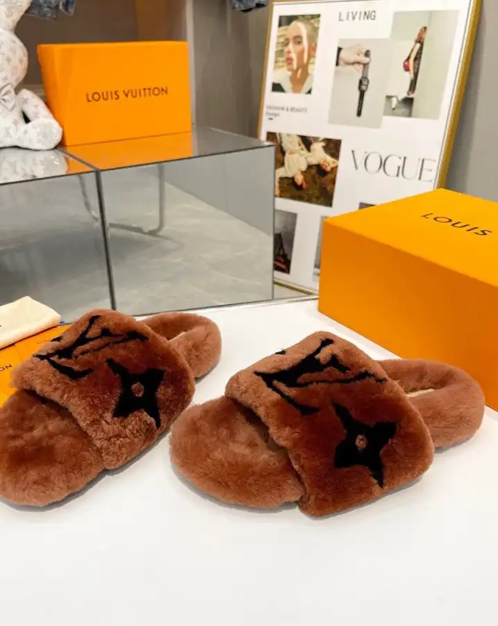 hype LV Slippers