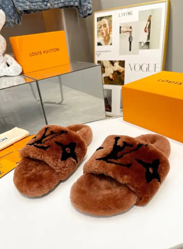 hype LV Slippers