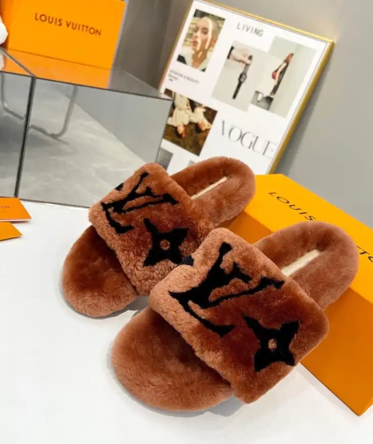 hype LV Slippers