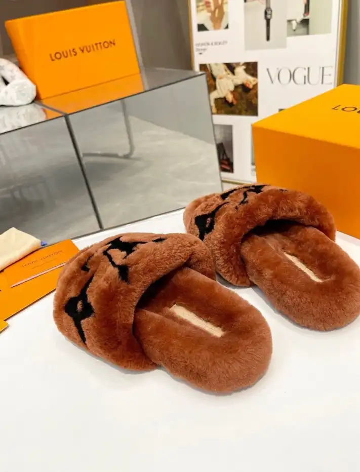 hype LV Slippers