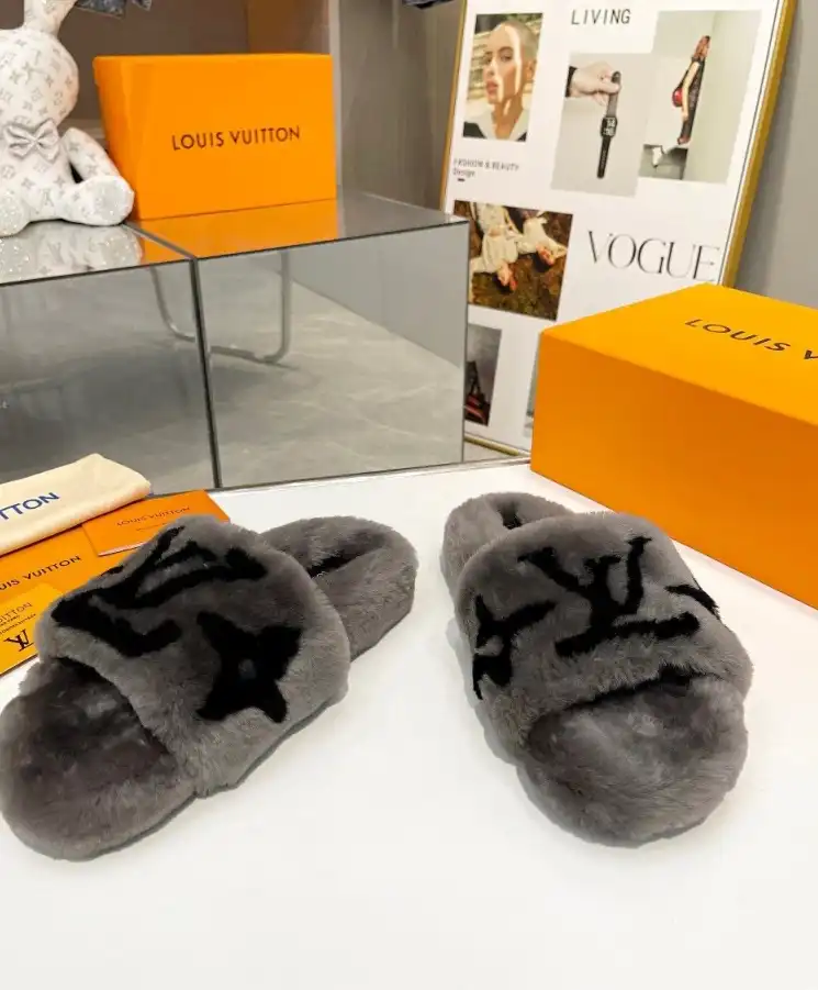 hype LV Slippers