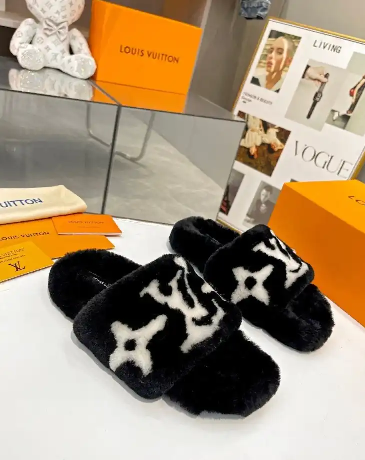 hype LV Slippers