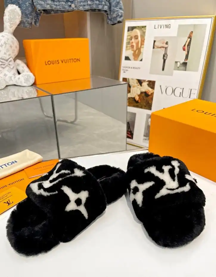 hype LV Slippers