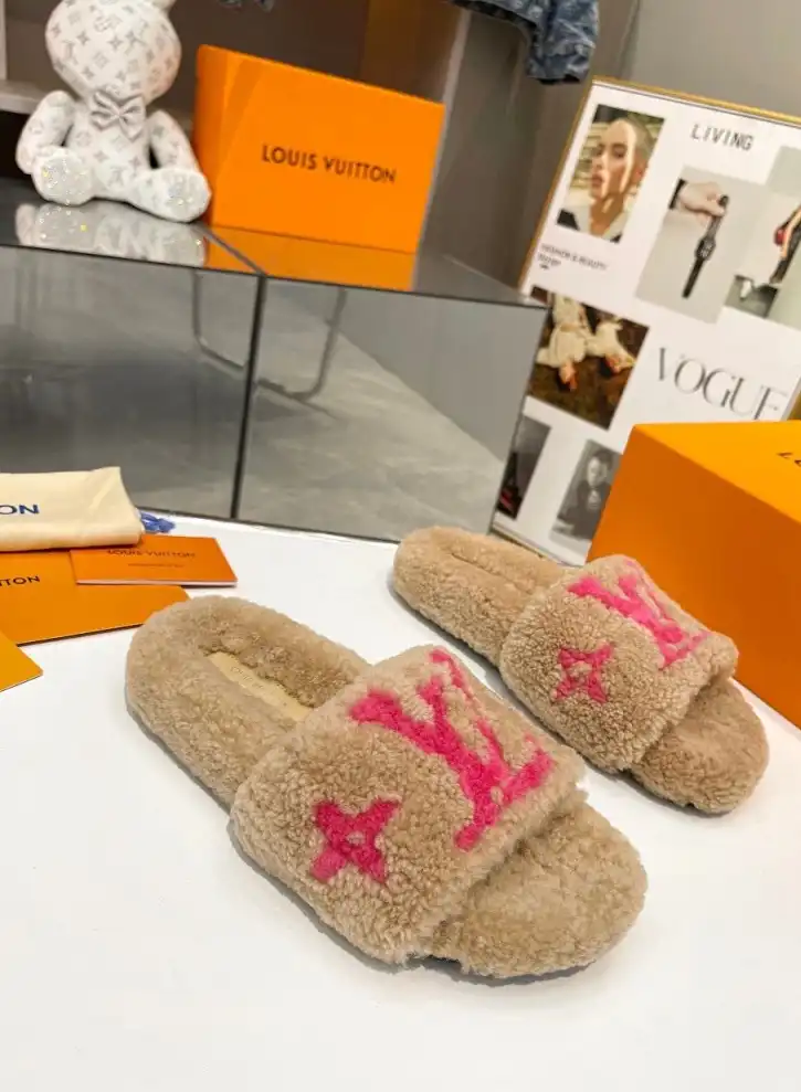 hype LV Slippers