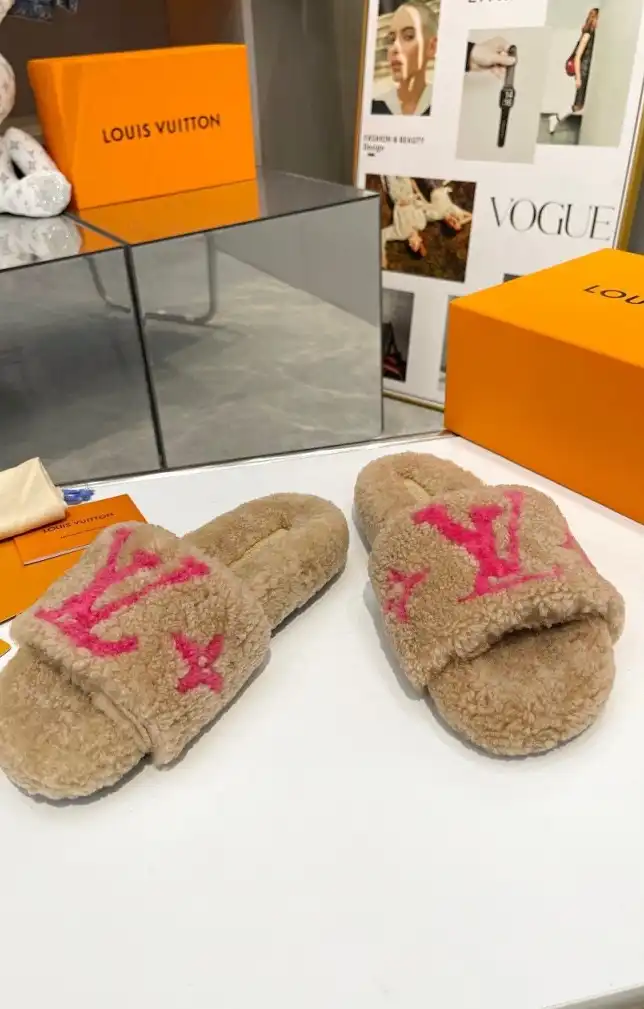 hype LV Slippers