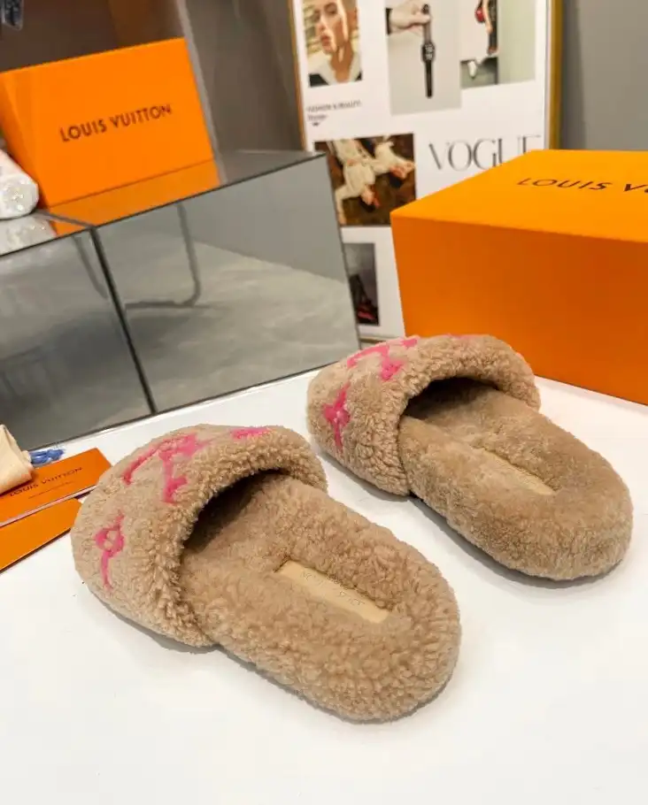 hype LV Slippers