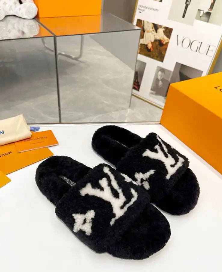 hype LV Slippers