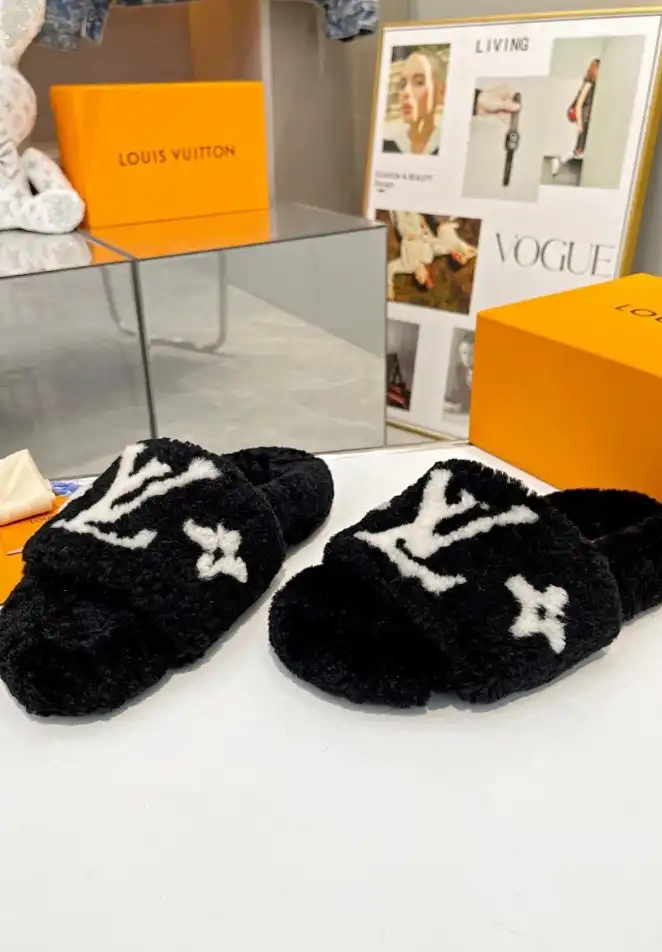 hype LV Slippers