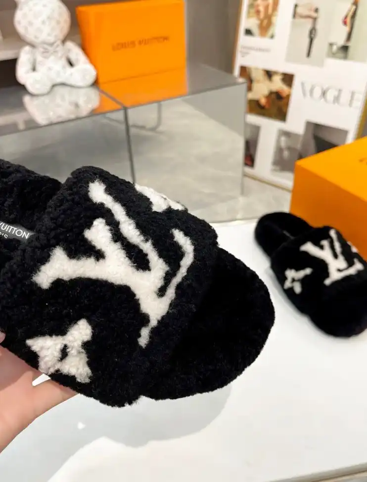 hype LV Slippers