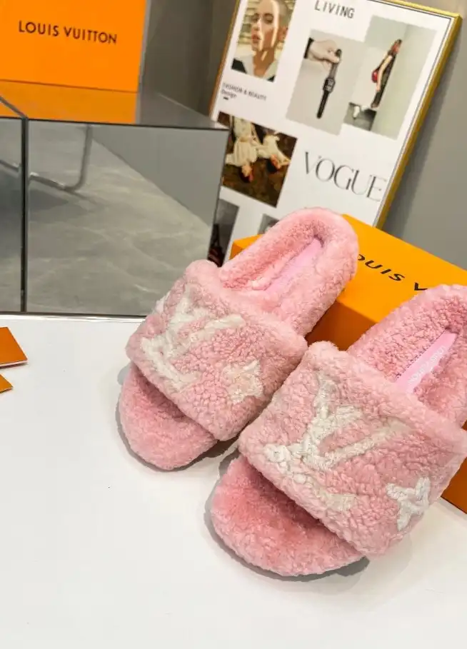 hype LV Slippers