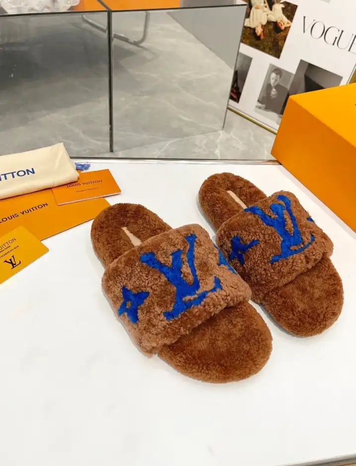 hype LV Slippers