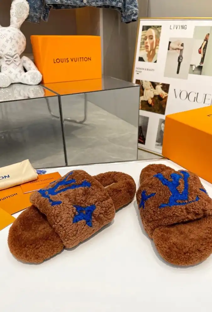 hype LV Slippers