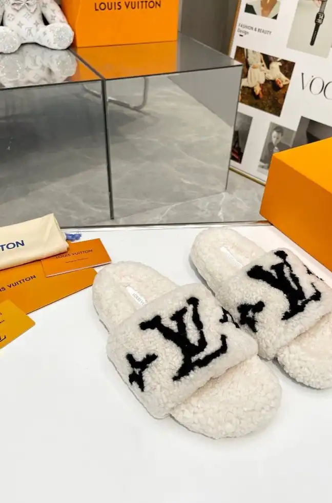 hype LV Slippers