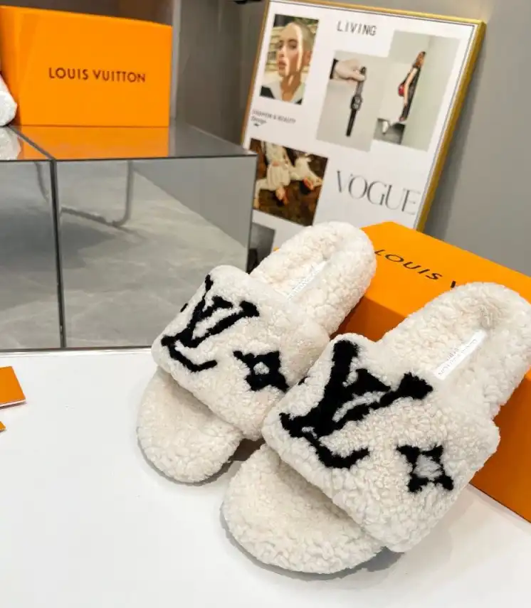 hype LV Slippers