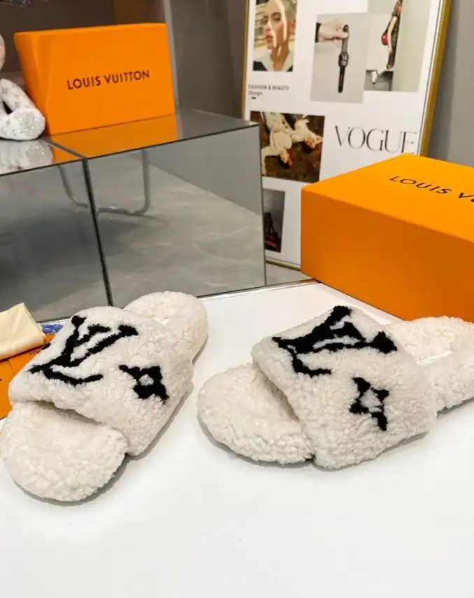 hype LV Slippers