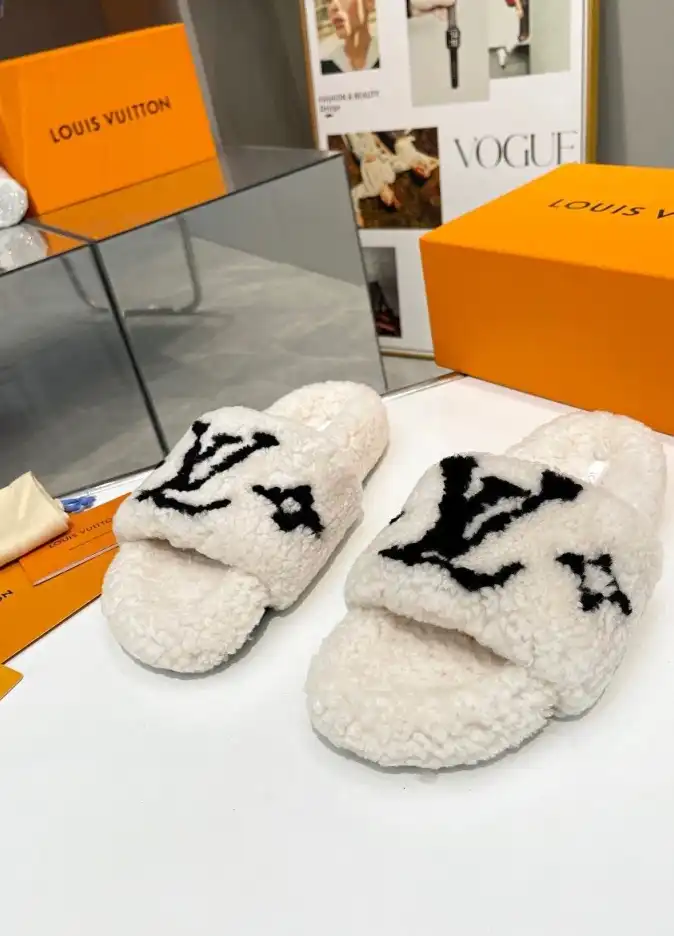 hype LV Slippers