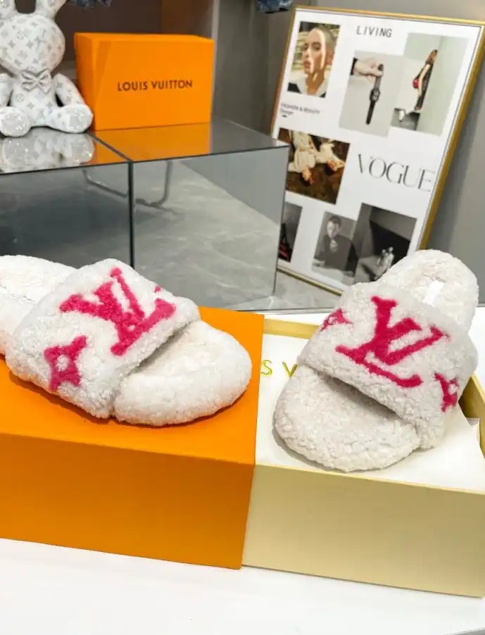 hype LV Slippers