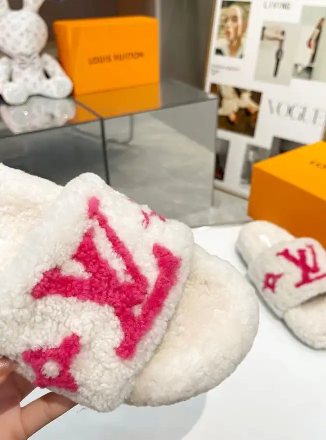 hype LV Slippers