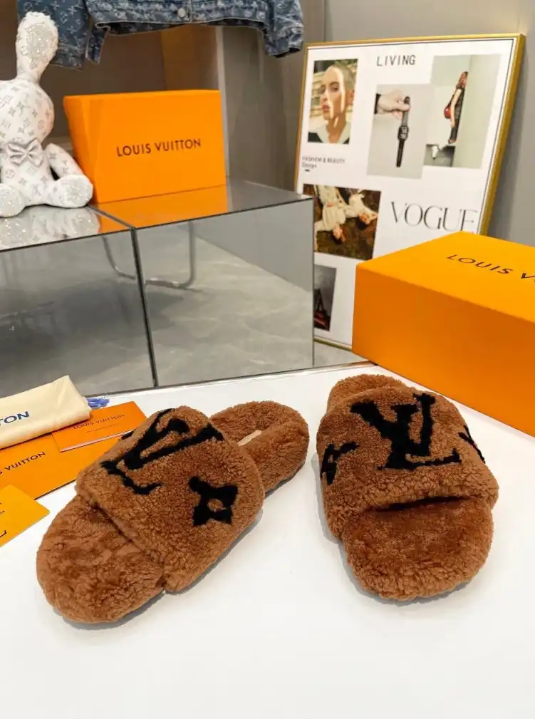 hype LV Slippers