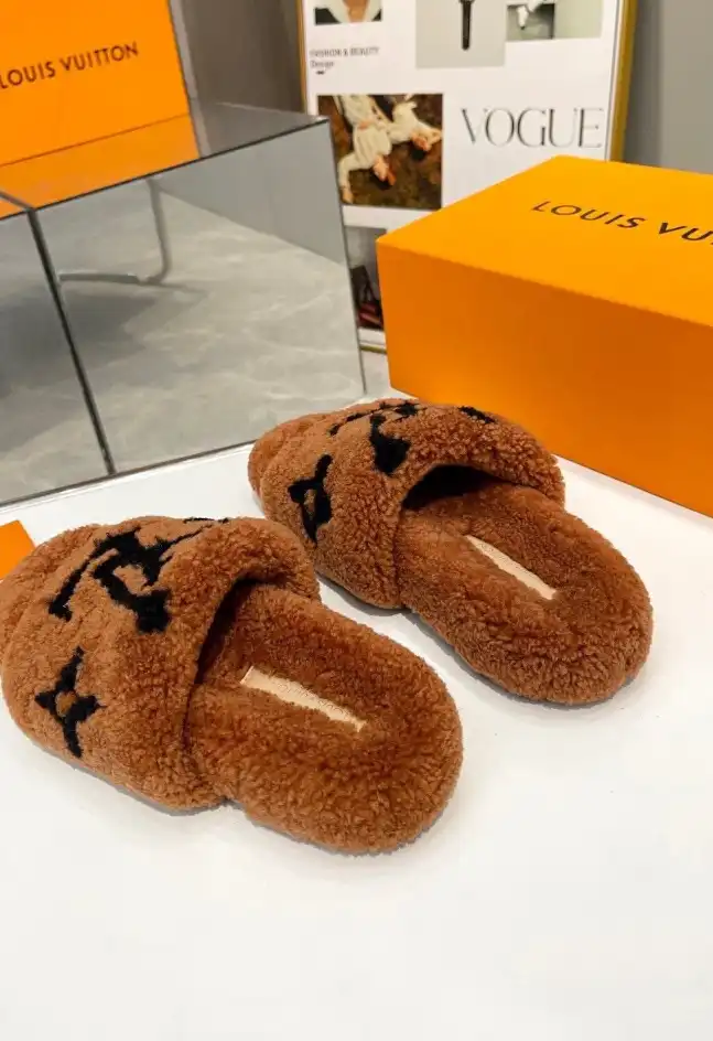 hype LV Slippers