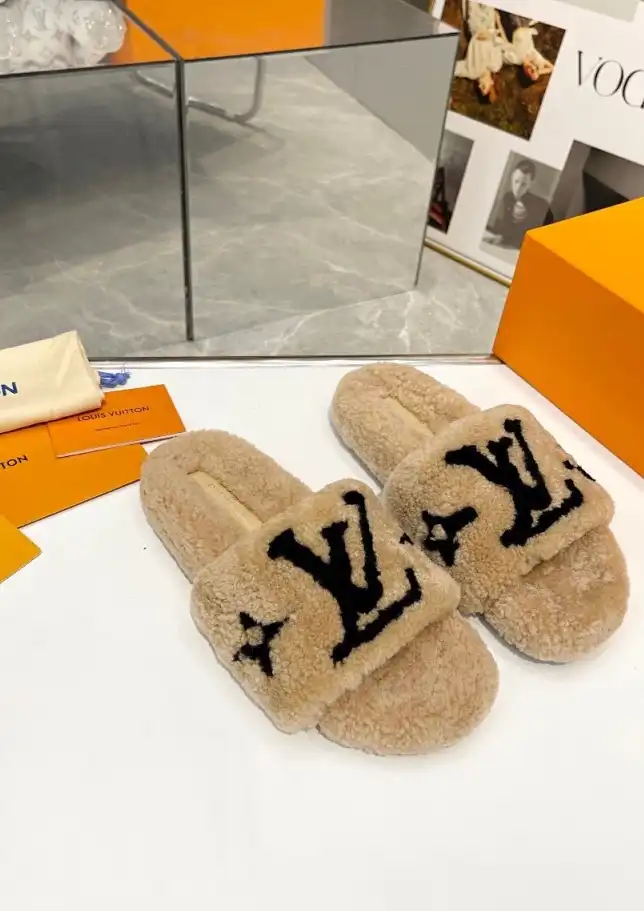 hype LV Slippers