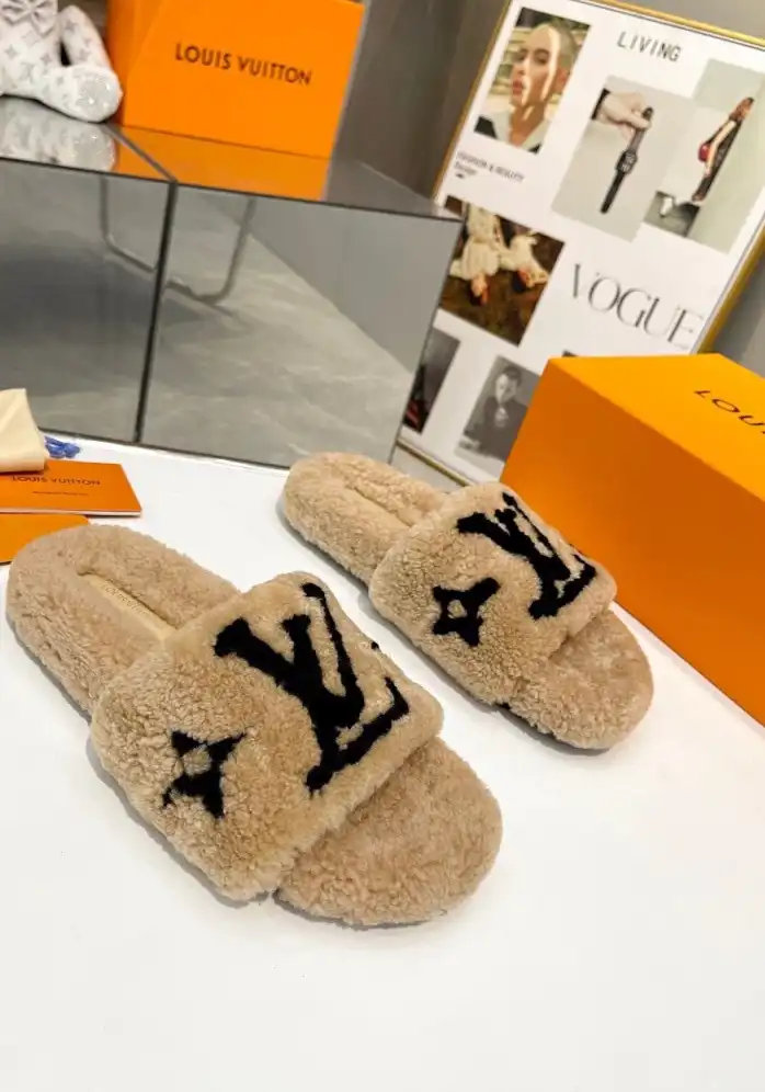 hype LV Slippers