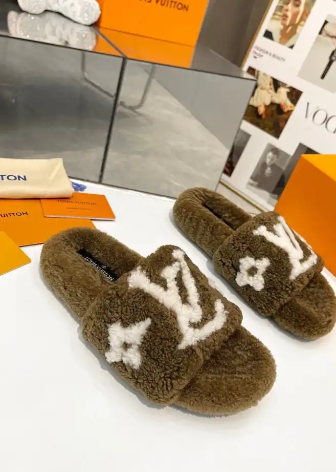 hype LV Slippers