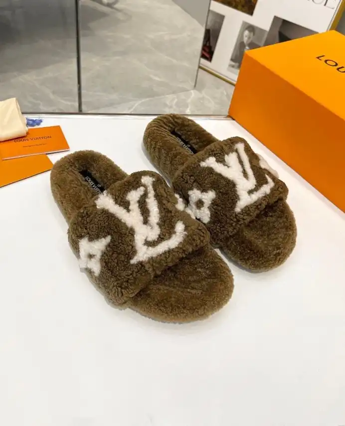 hype LV Slippers