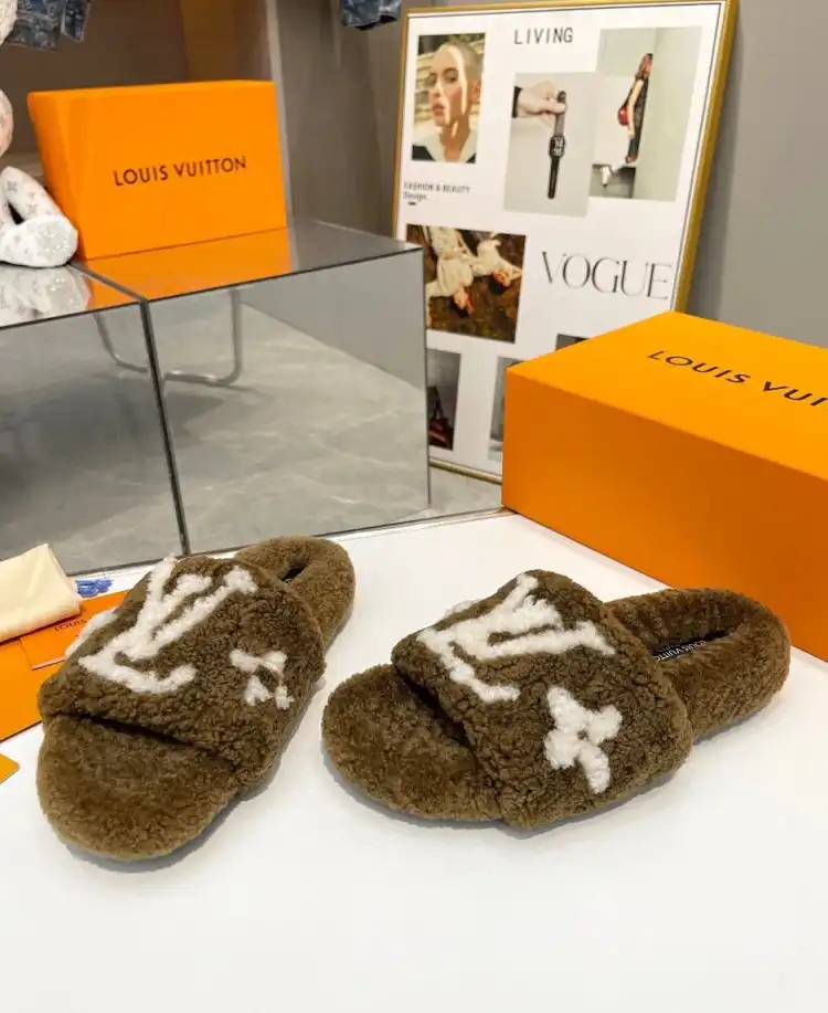 hype LV Slippers