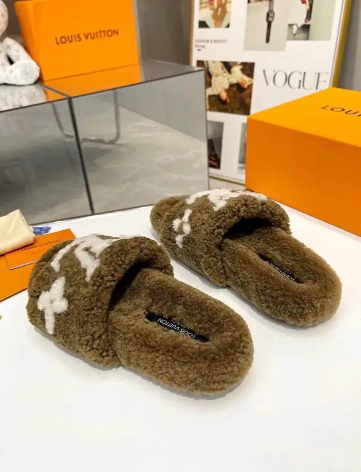 hype LV Slippers