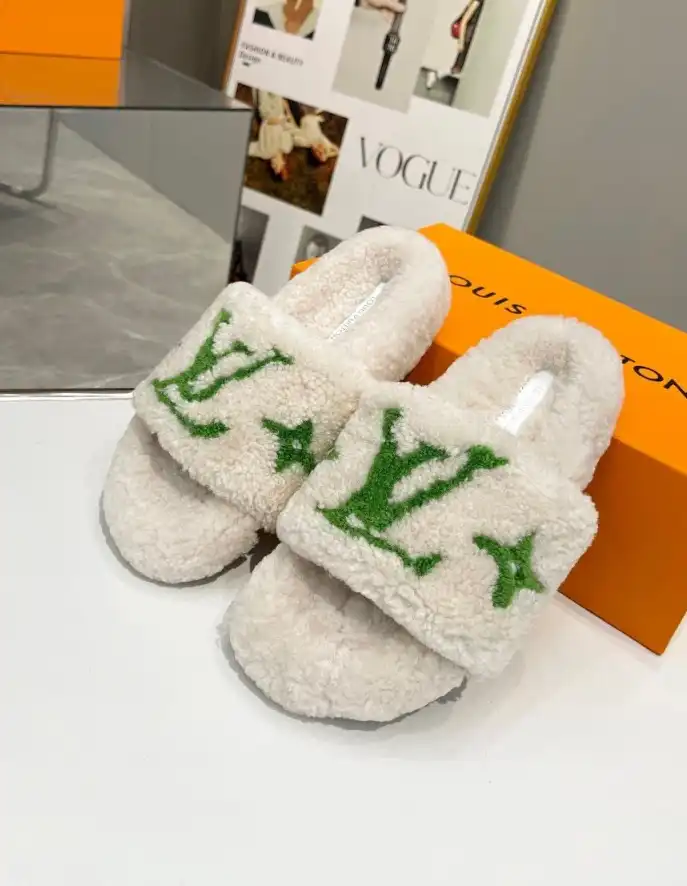 hype LV Slippers