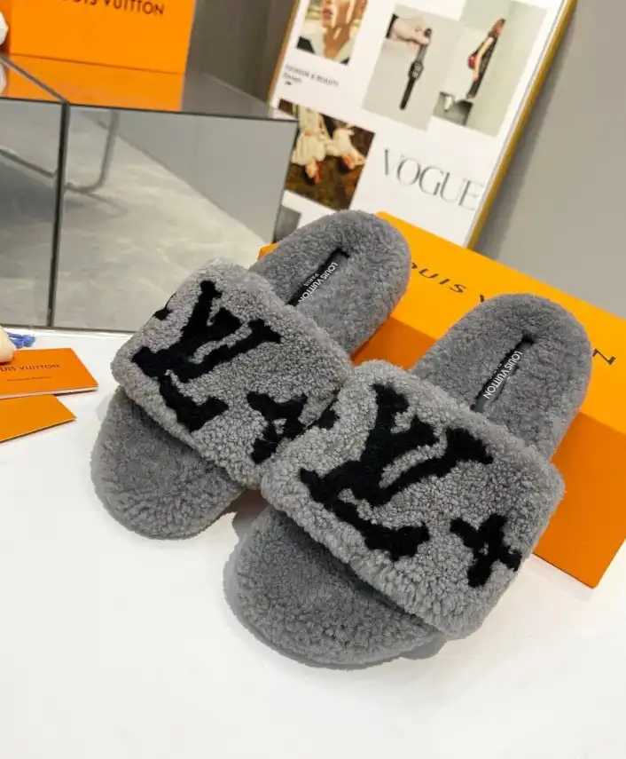 hype LV Slippers