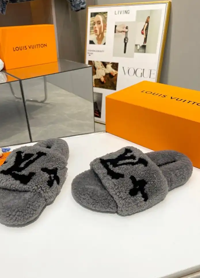 hype LV Slippers