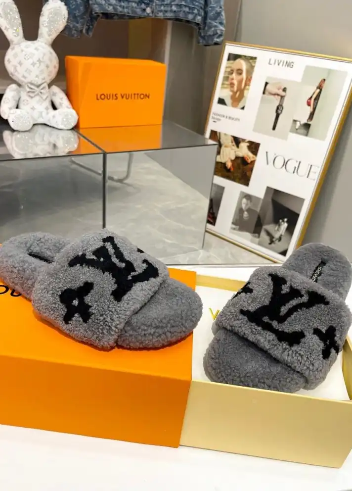 hype LV Slippers