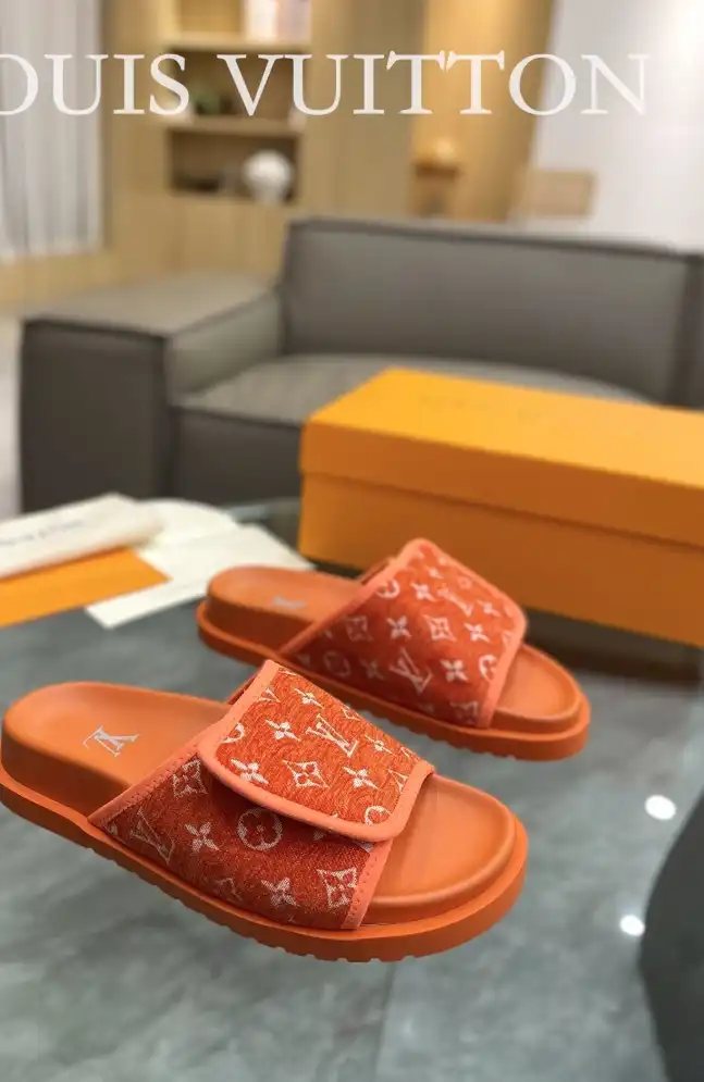 hype LV Slippers