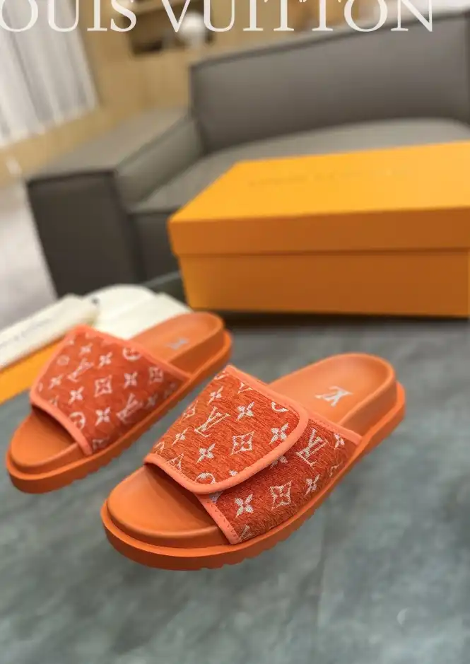 hype LV Slippers