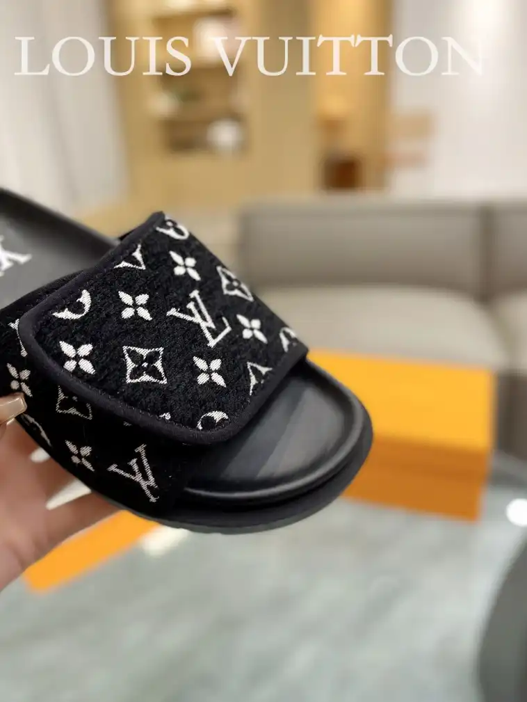 hype LV Slippers